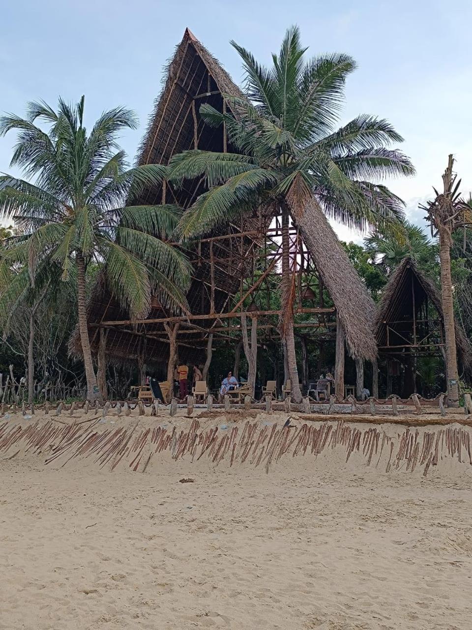 Light House Beach Hut Komari Buitenkant foto