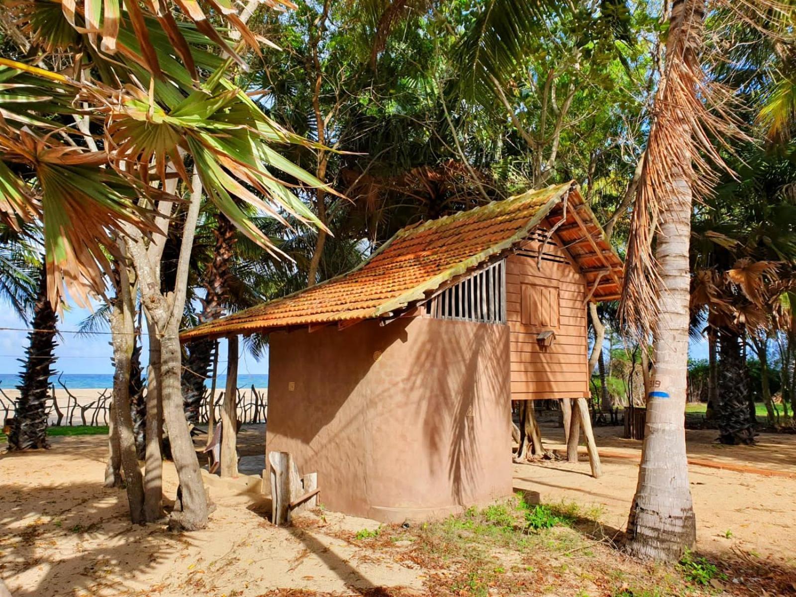 Light House Beach Hut Komari Buitenkant foto